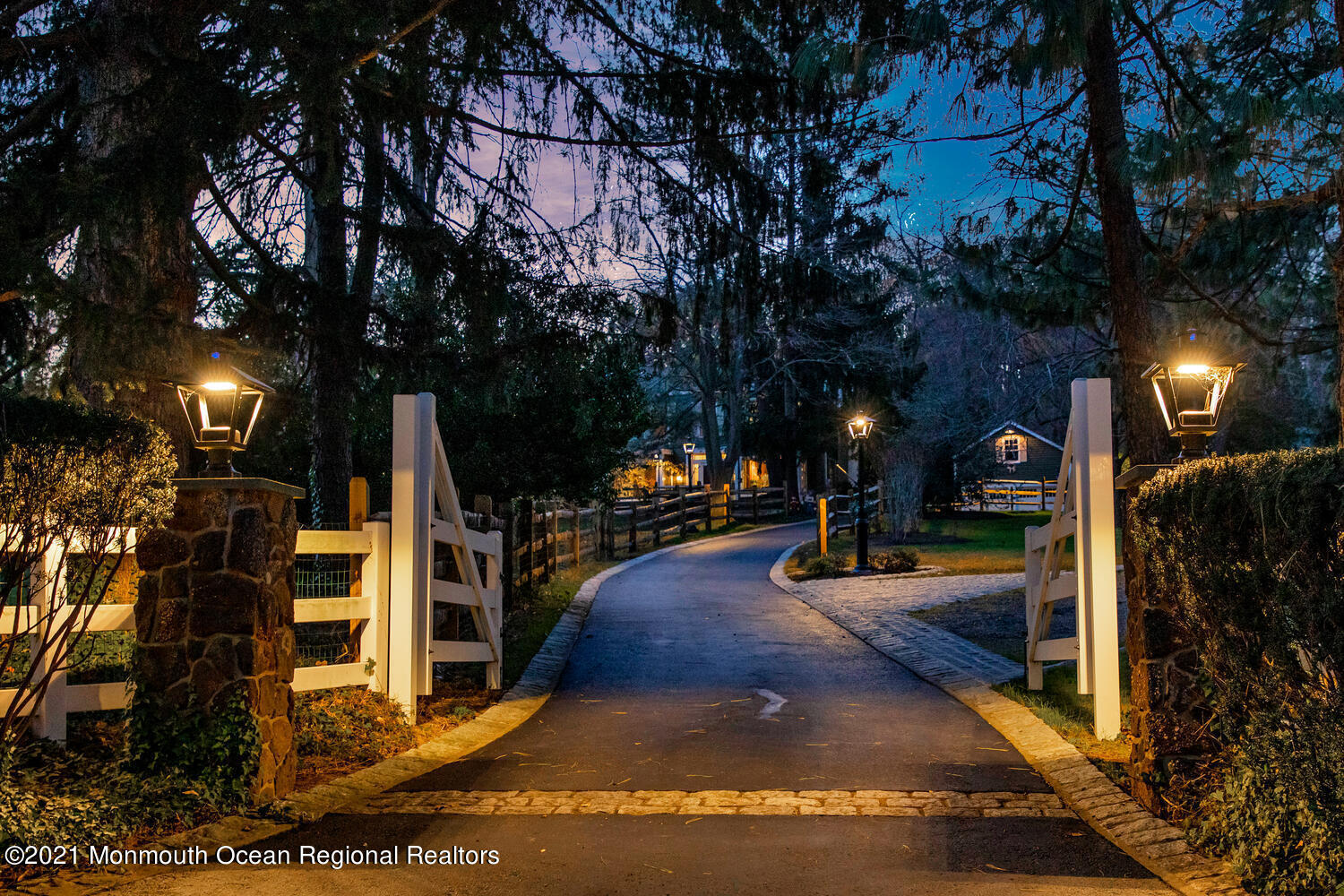 122 Browns Dock Road Middletown, NJ 07716 - Photo 3 of 54 not sure