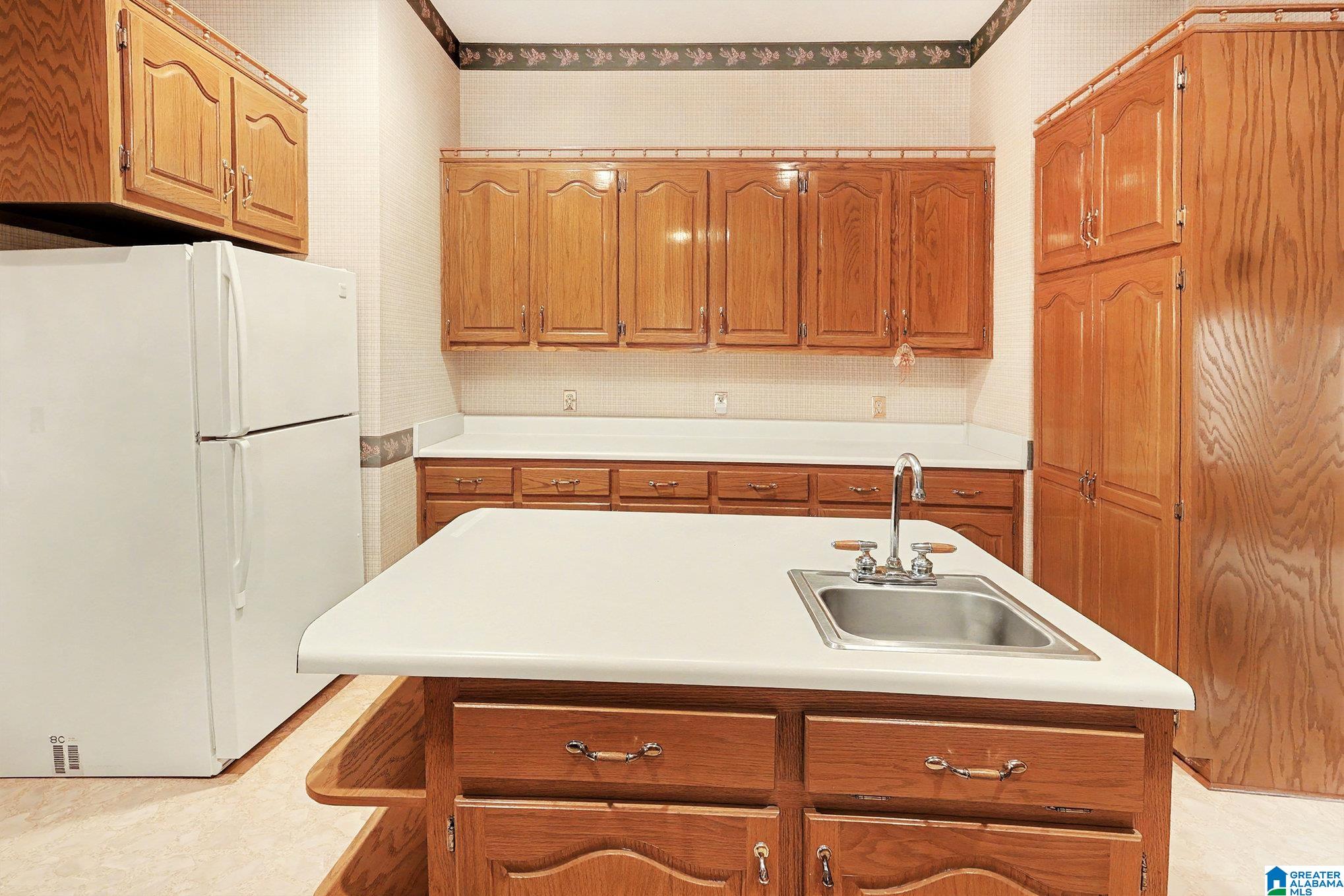 110 Friendship Circle Clanton, AL 35045 - Photo 7 of 28