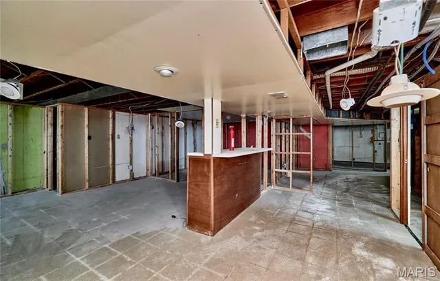 $269,900 | 8641 Mayflower Court, St. Louis, MO 63132