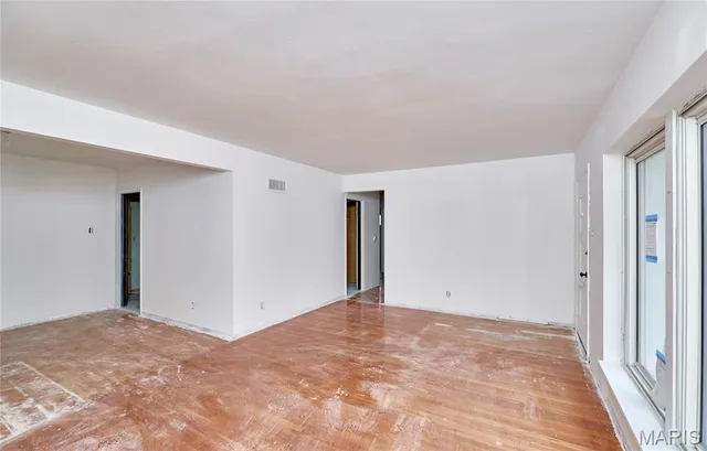 $269,900 | 8641 Mayflower Court, St. Louis, MO 63132