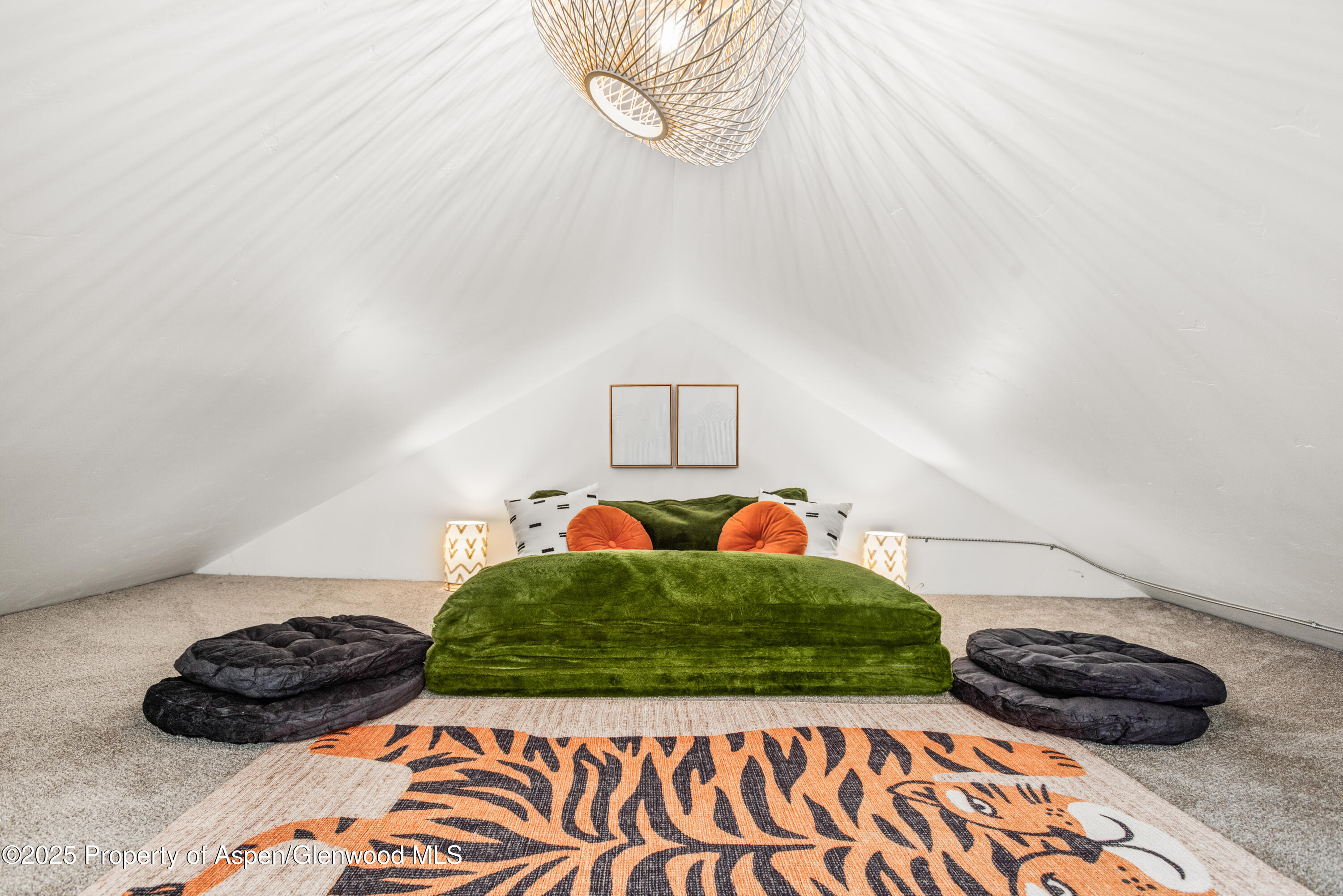 385 Redstone Boulevard, Unit UPPR Redstone, CO 81623 - Photo 13 of 21 02-13-13-835RedstoneBlvd_24040213