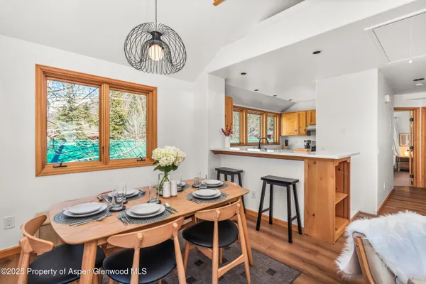 $3,300 | 385 Redstone Boulevard, Unit UPPR, Redstone, CO 81623