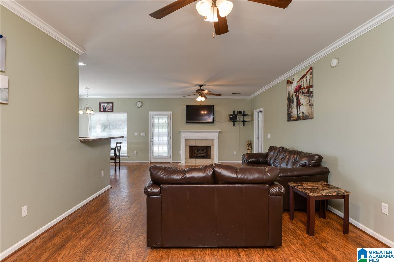 404 Summit Way Fultondale, AL 35068 - Photo 3 of 45