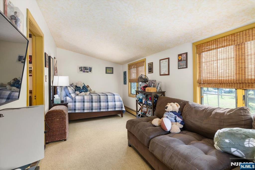 84 Raymond Avenue Rutherford, NJ 07070 - Photo 30 of 42