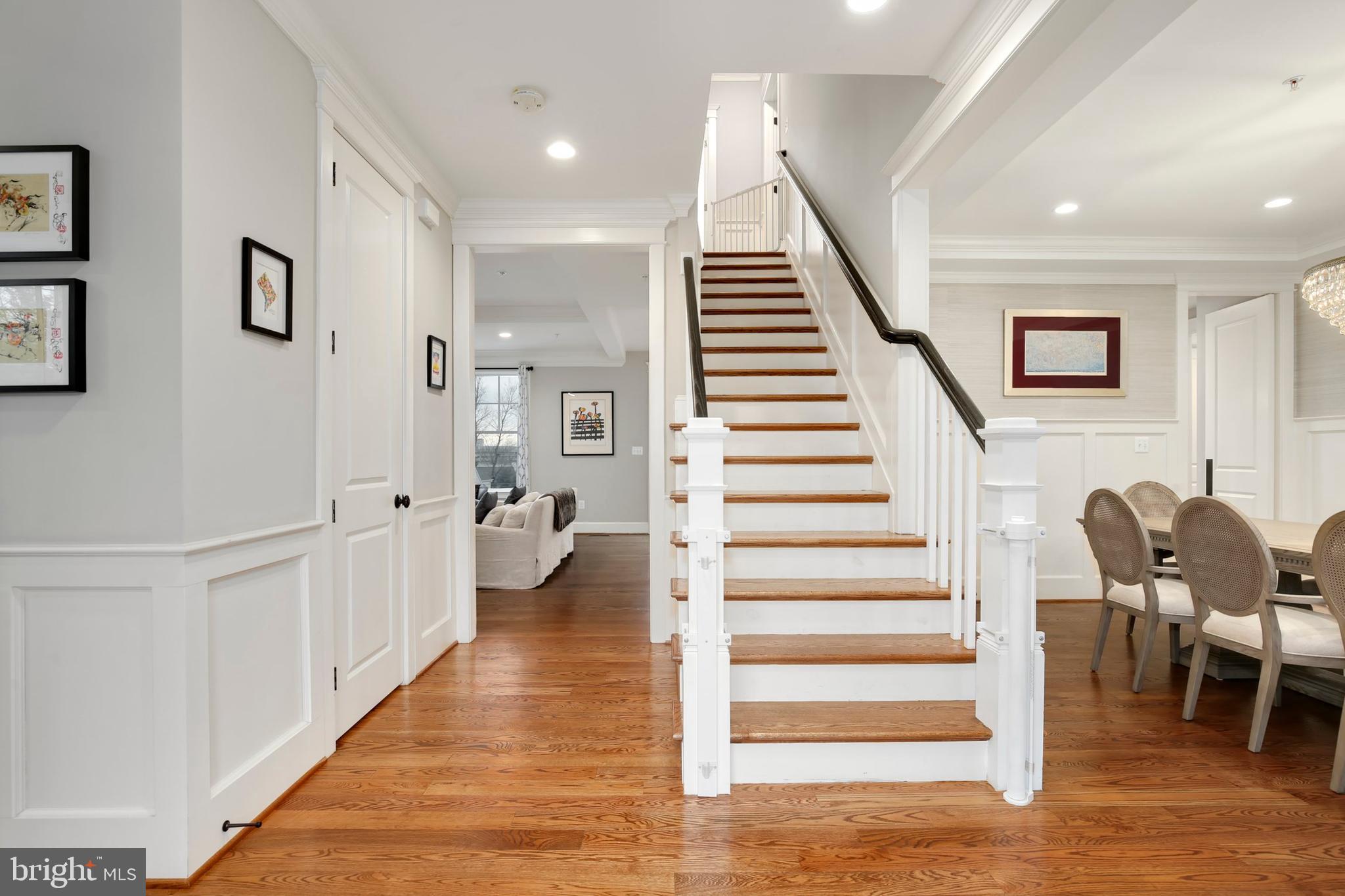 4517 Fairfield Drive Bethesda, MD 20814 - Photo 3 of 46