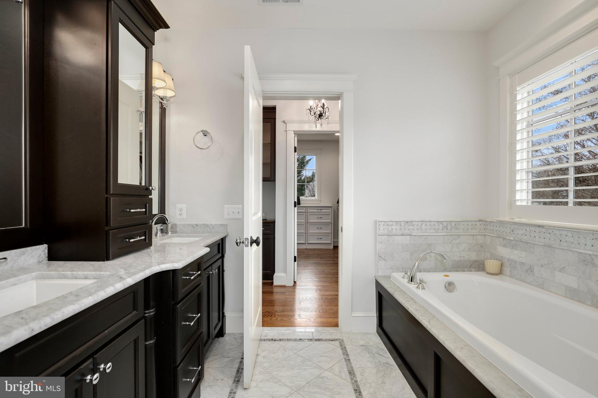 4517 Fairfield Drive Bethesda, MD 20814 - Photo 22 of 46