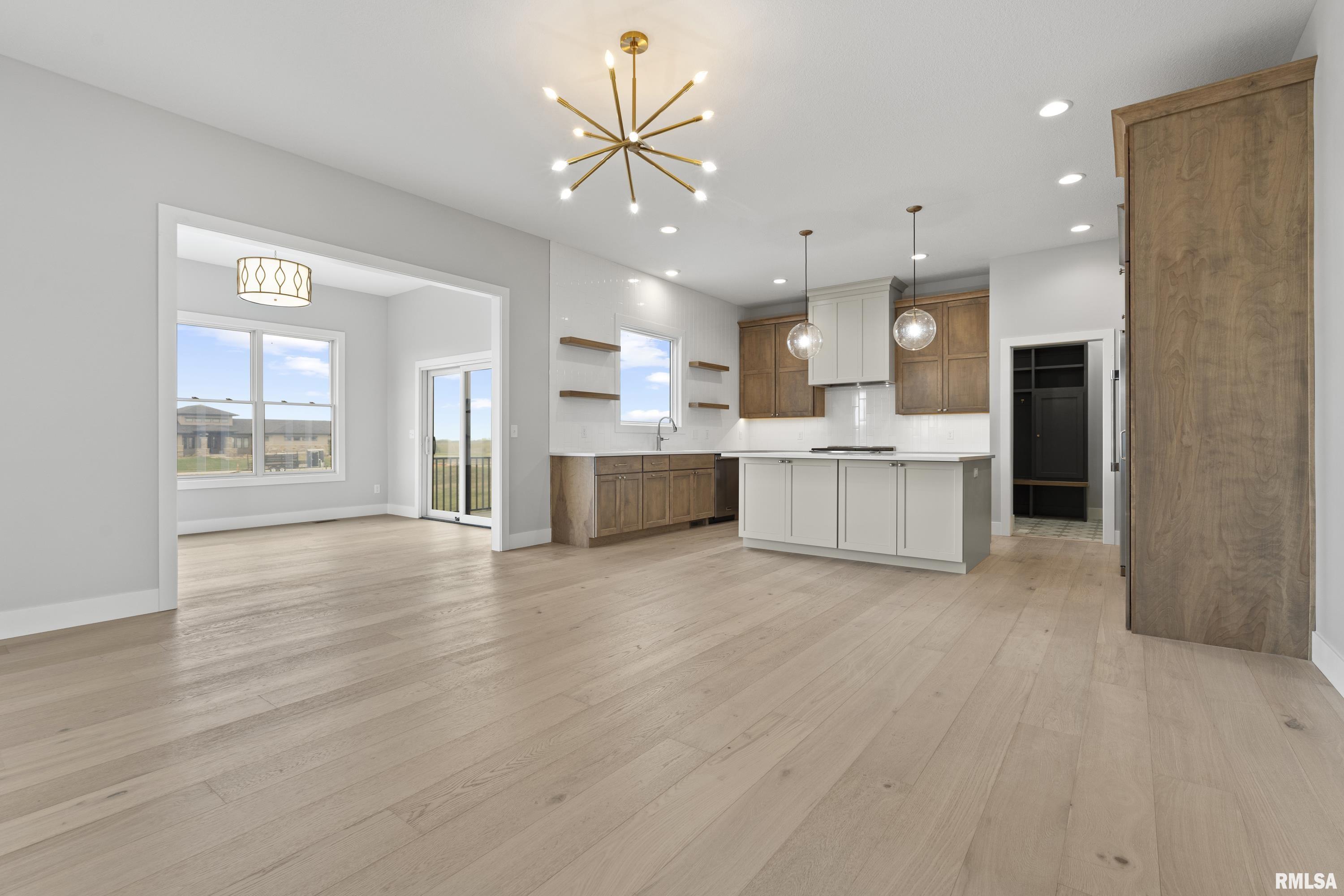 6578 Cardinal Road Bettendorf, IA 52722 - Photo 17 of 45 Gallery Image 17