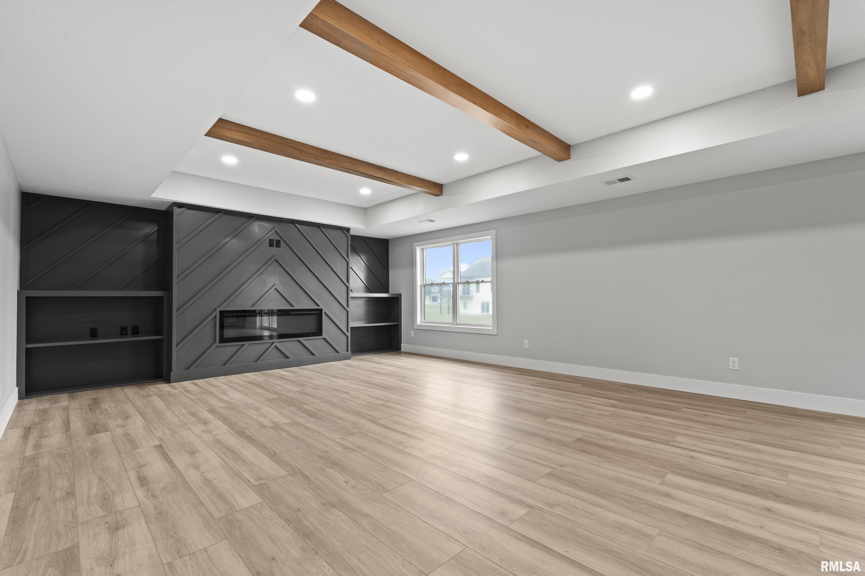 6578 Cardinal Road Bettendorf, IA 52722 - Photo 36 of 45 Gallery Image 36