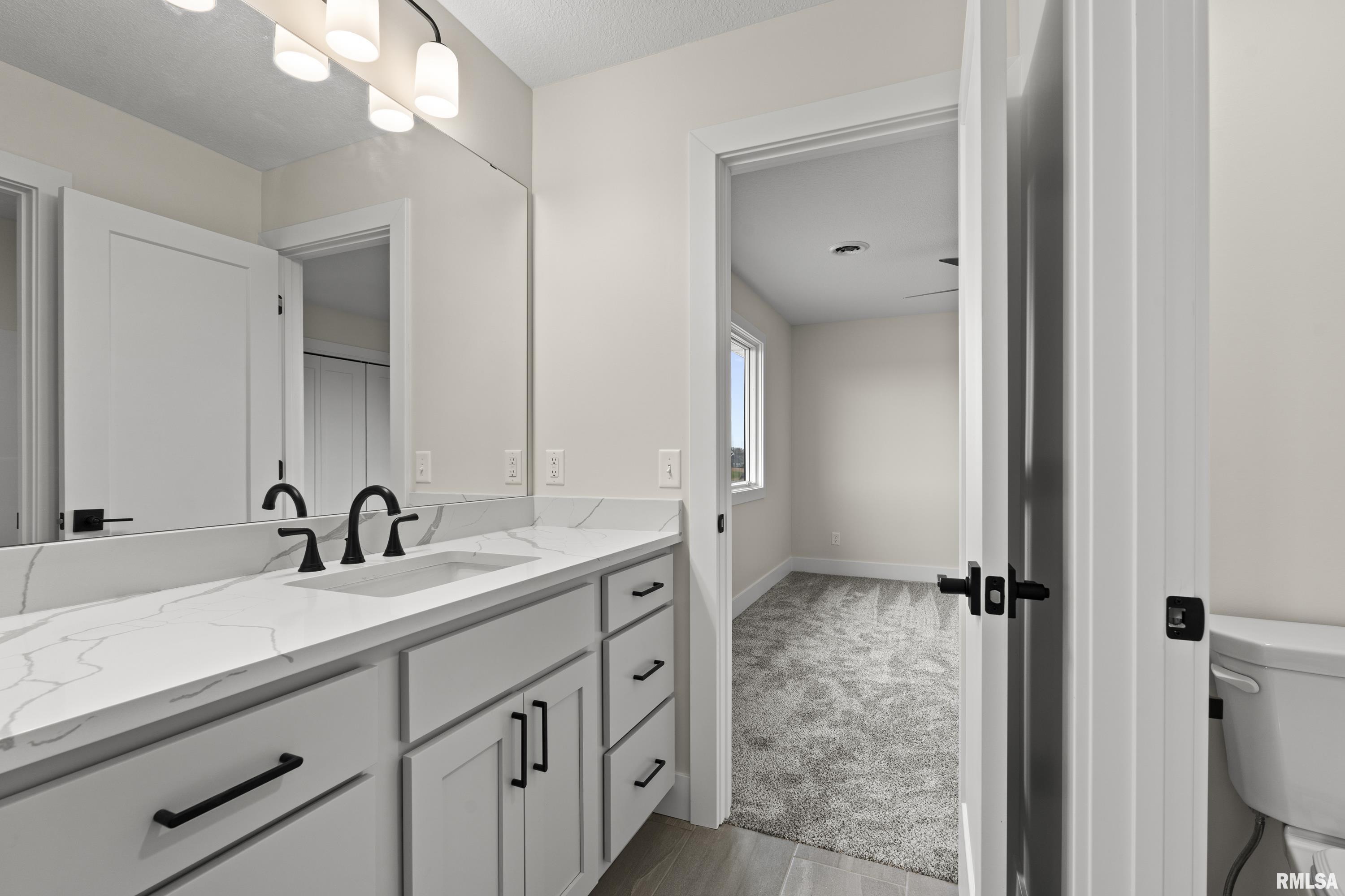 6578 Cardinal Road Bettendorf, IA 52722 - Photo 39 of 45 Gallery Image 39