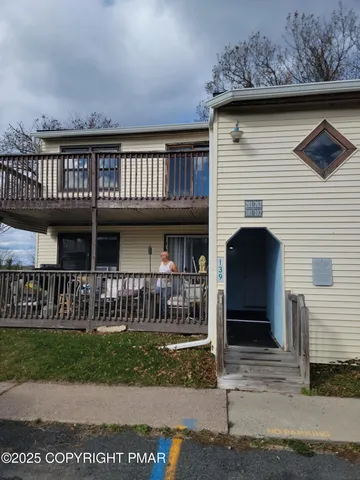 $1,650 | 139 Snowshoe Court, Unit 201, Mount Pocono, PA 18344