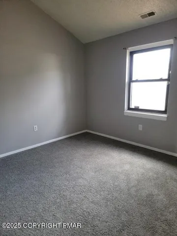 $1,650 | 139 Snowshoe Court, Unit 201, Mount Pocono, PA 18344