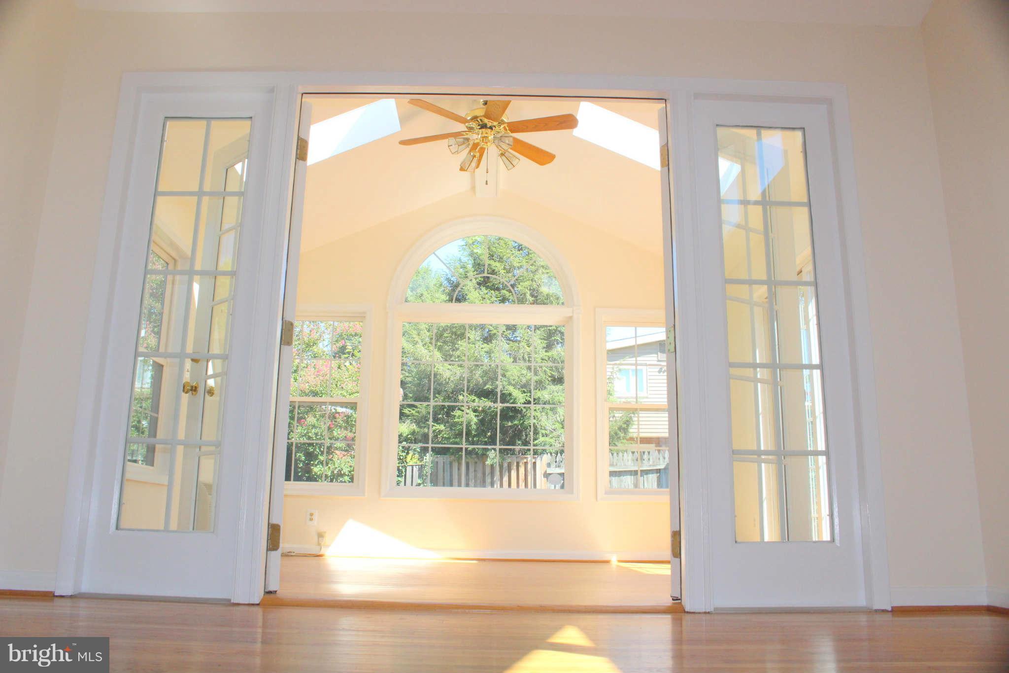 5003 Rhoades Place Alexandria, VA 22304 - Photo 11 of 30 Interior (General)