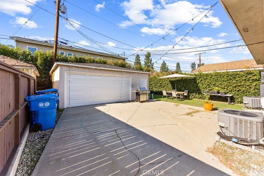3443 Sherbourne Drive Culver City, CA 90232 - Photo 6 of 21 a view of a backyard of the house