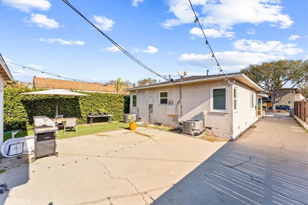 3443 Sherbourne Drive Culver City, CA 90232 - Photo 7 of 21 a view of a house with outdoor space