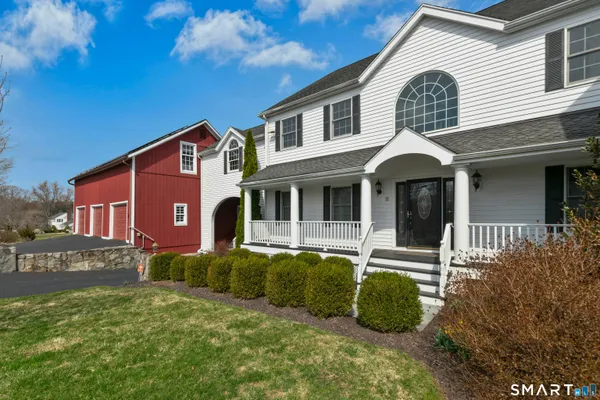 $1,655,500 | 109 Long Meadow Hill Road, Brookfield, CT 06804