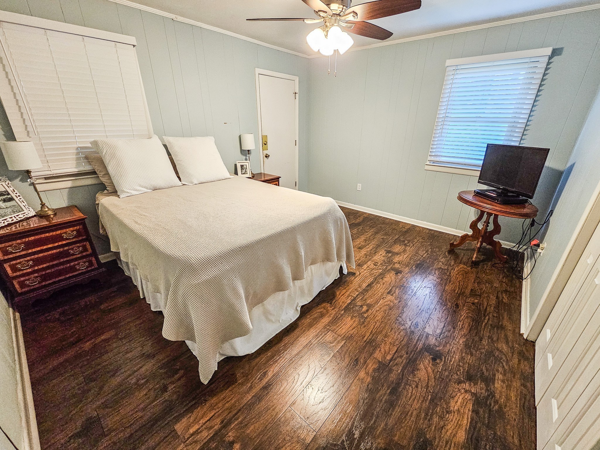 300 Longview Drive Pulaski, TN 38478 - Photo 14 of 35 a bedroom with a bed and a window