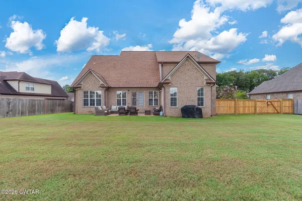 $489,900 | 52 Kinnewick Cove, Jackson, TN 38305