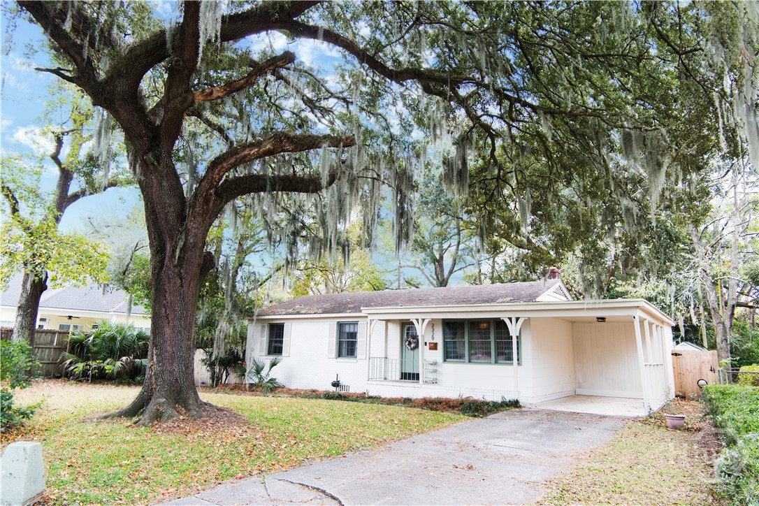 2329 East 42nd Street Savannah, GA 31404 - Photo 4 of 38