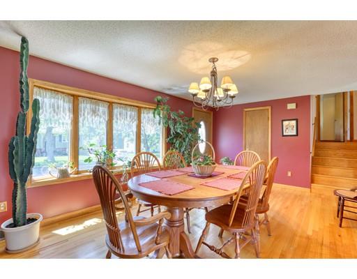 21 East Drumlin Road Springfield, MA 01108 - Photo 15 of 27