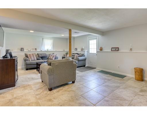 21 East Drumlin Road Springfield, MA 01108 - Photo 16 of 27