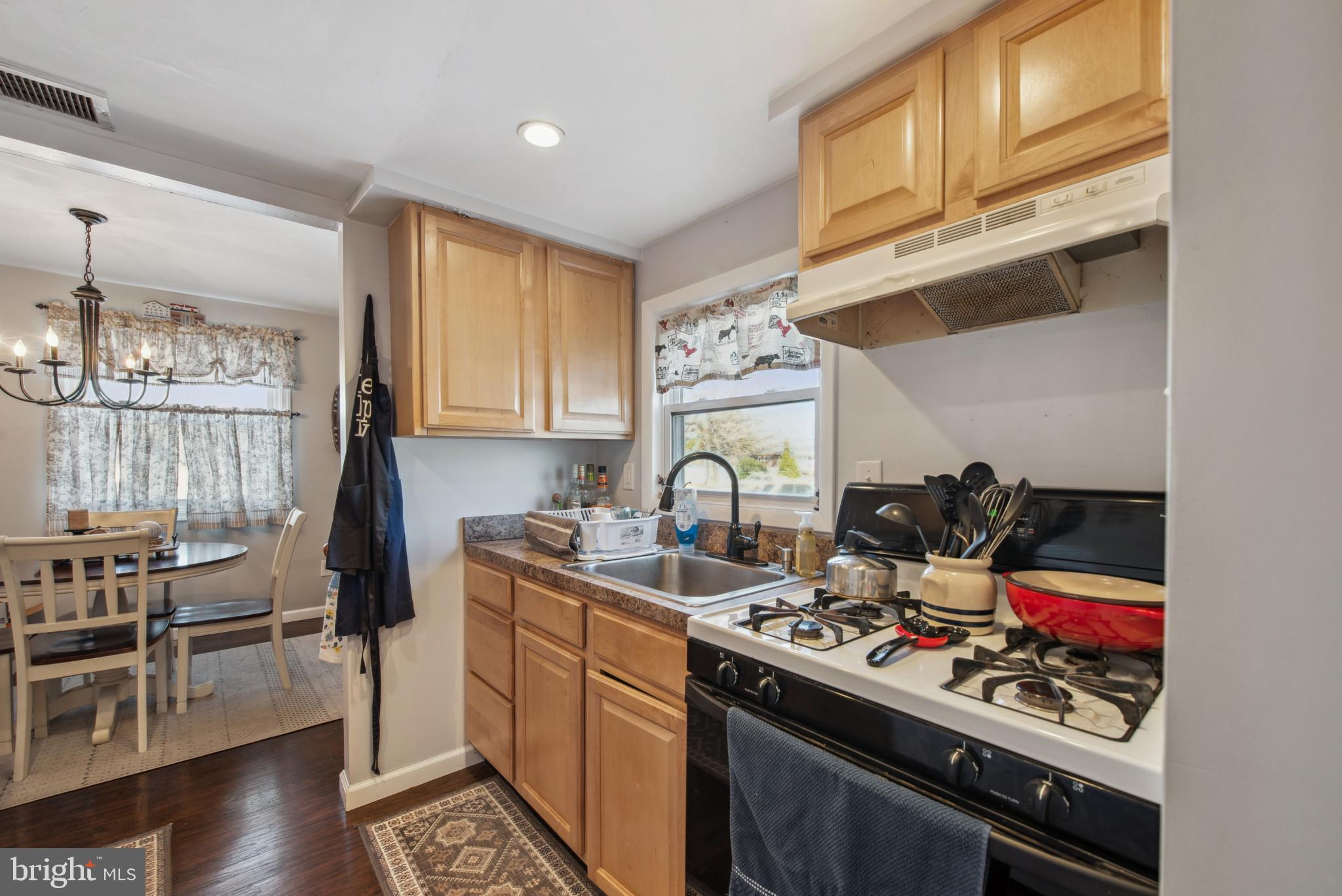 181 Arundel Road Pasadena, MD 21122 - Photo 6 of 23 Gallery Image 6