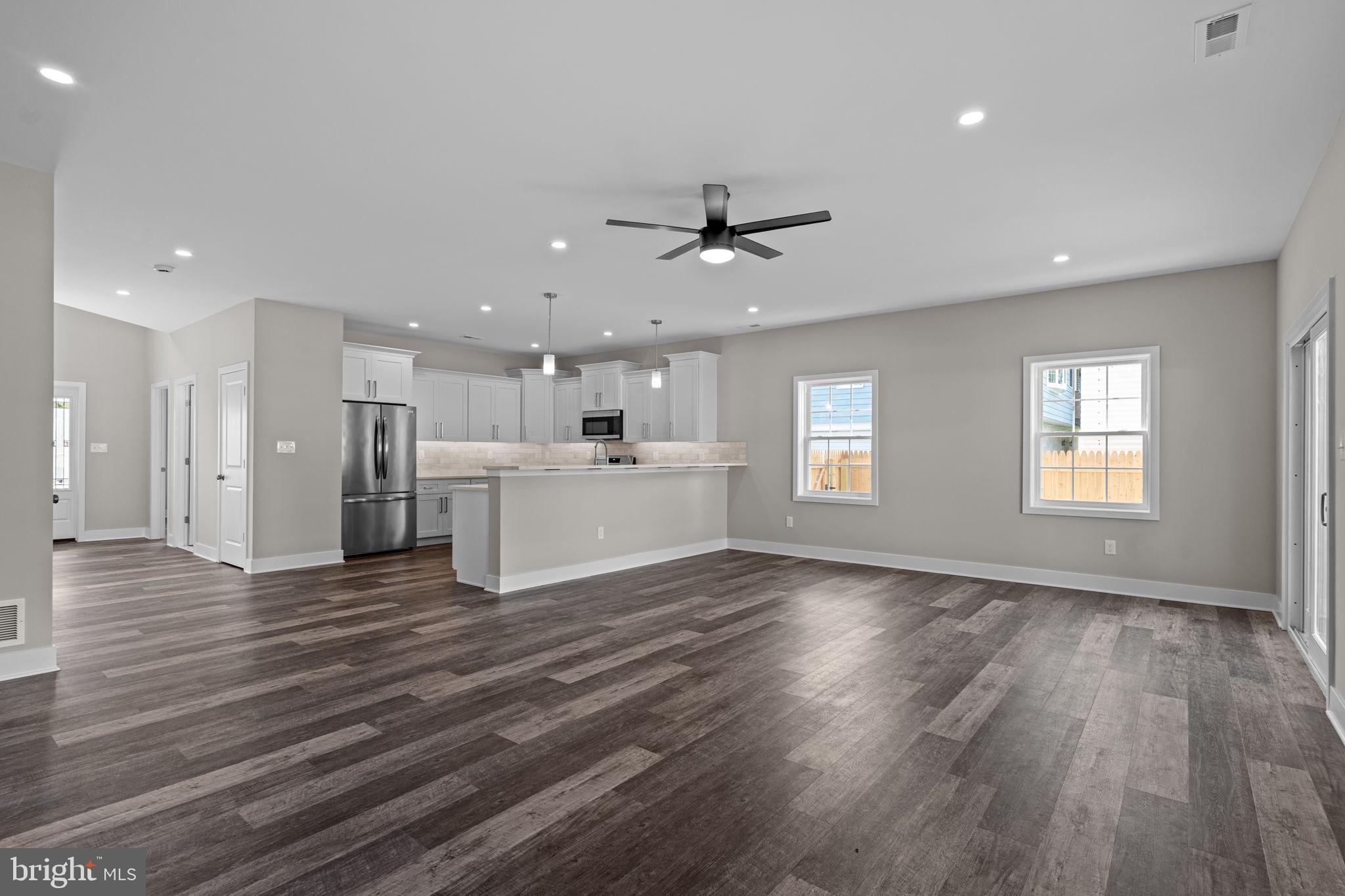1024 Anne Street Croydon, PA 19021 - Photo 8 of 51 Gallery Image 8