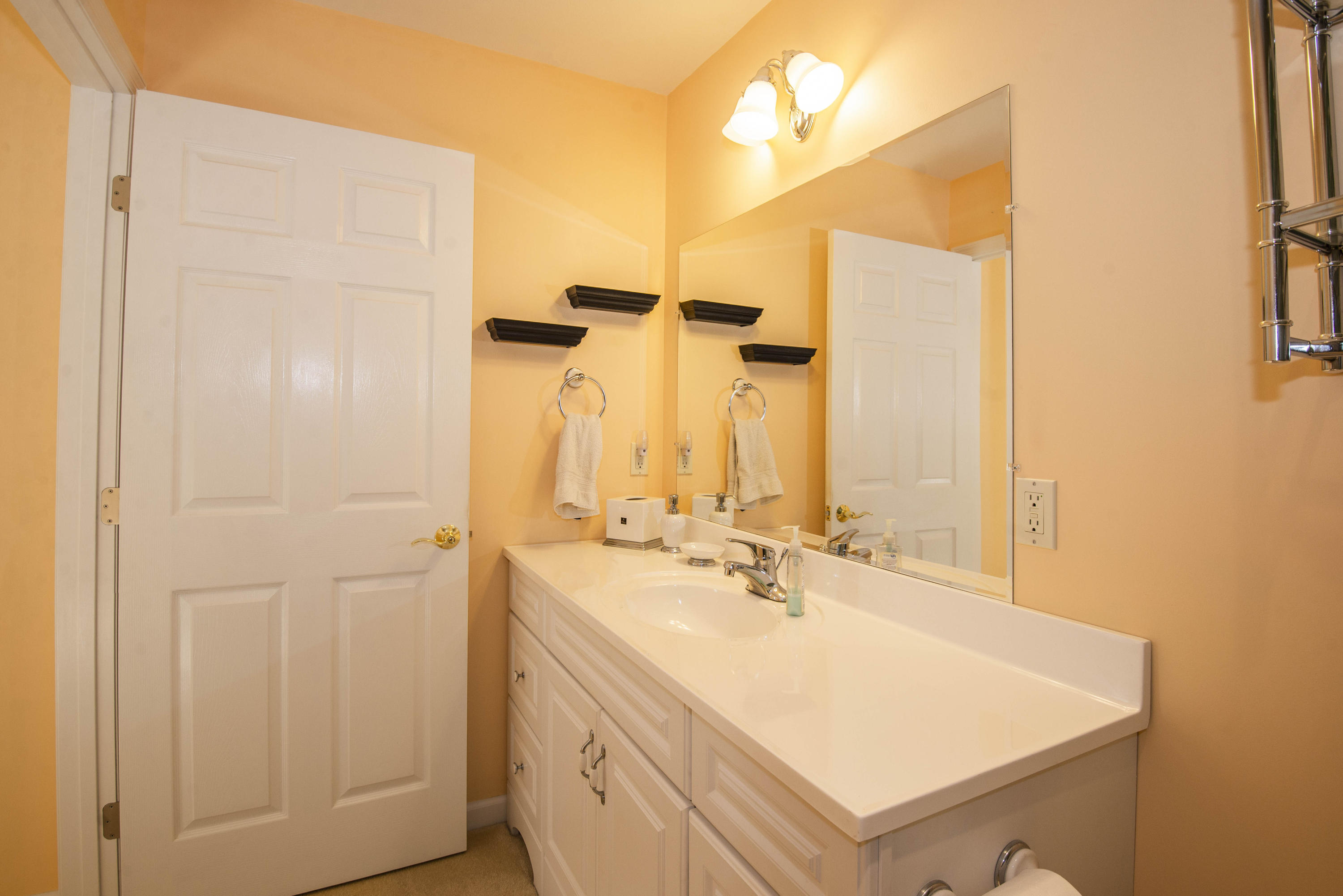 123 Cascade Lane Oak Ridge, TN 37830 - Photo 25 of 37 Second Bed Bath_1