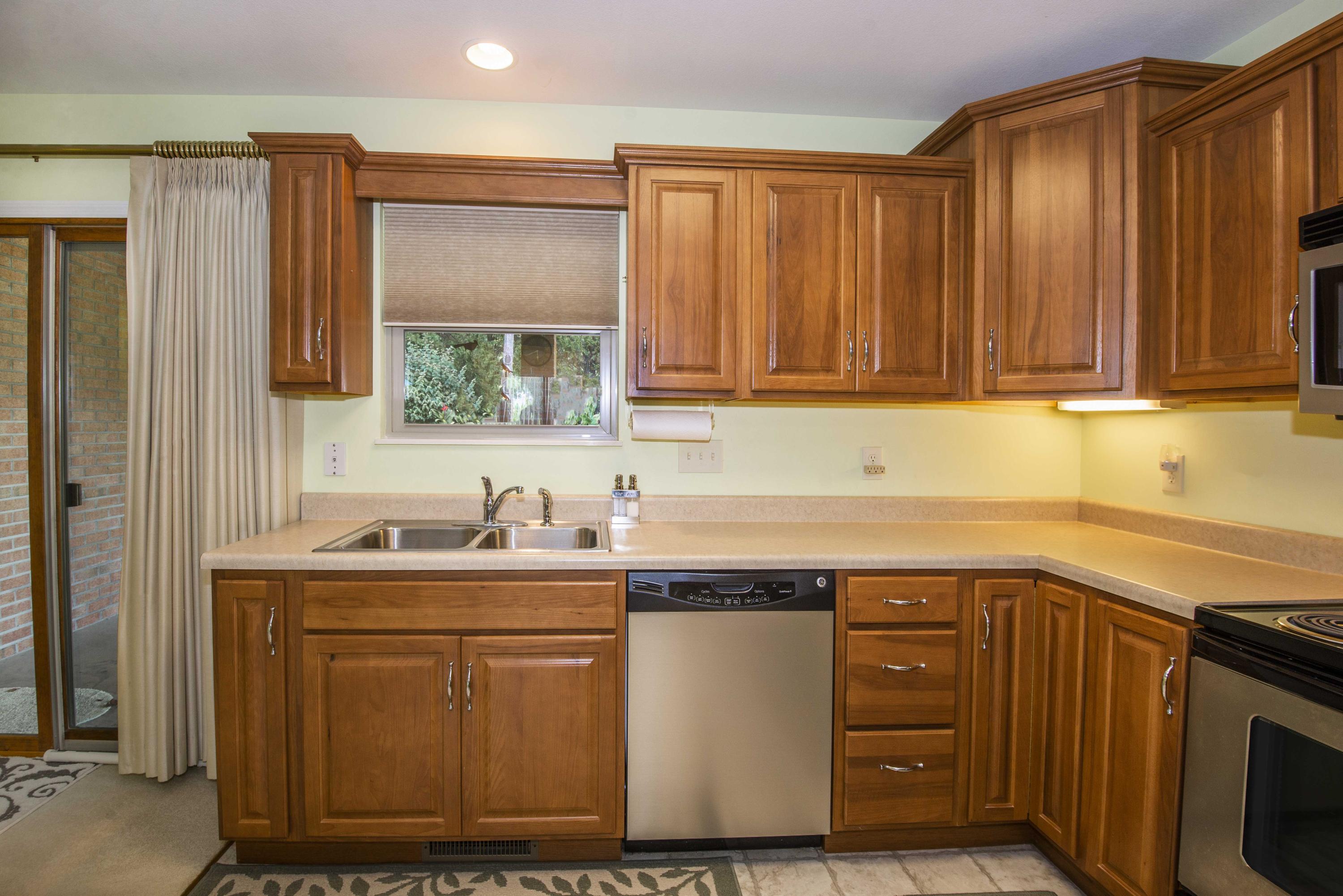 123 Cascade Lane Oak Ridge, TN 37830 - Photo 5 of 37 Kitchen 1_1
