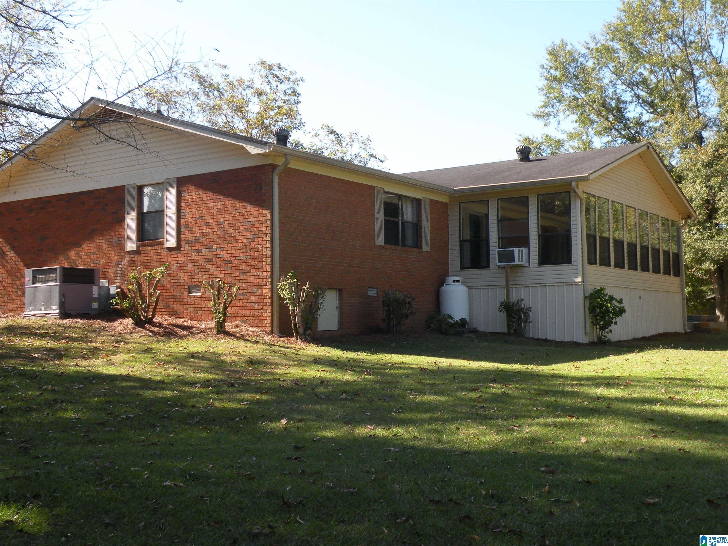 34 Forest Glen Road Sylacauga, AL 35150 - Photo 19 of 32