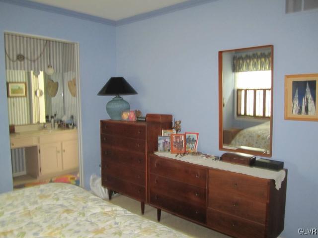 176 Springhouse Road Allentown, PA 18104 - Photo 12 of 23 Gallery Image 12