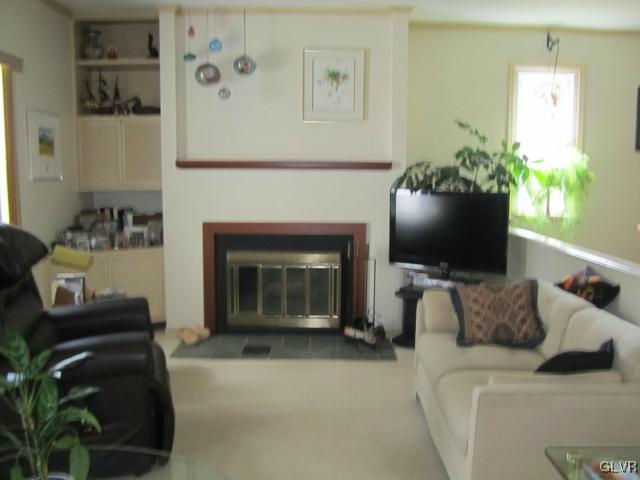 176 Springhouse Road Allentown, PA 18104 - Photo 8 of 23 Gallery Image 8