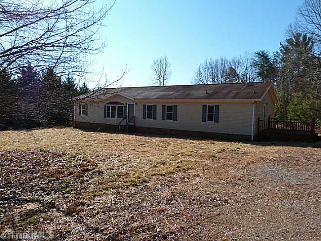 410 Wiley Royal Road Elkin, NC 28621 - Photo 9 of 12 Yard/Garden.