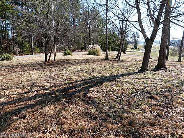 410 Wiley Royal Road Elkin, NC 28621 - Photo 10 of 12 View.