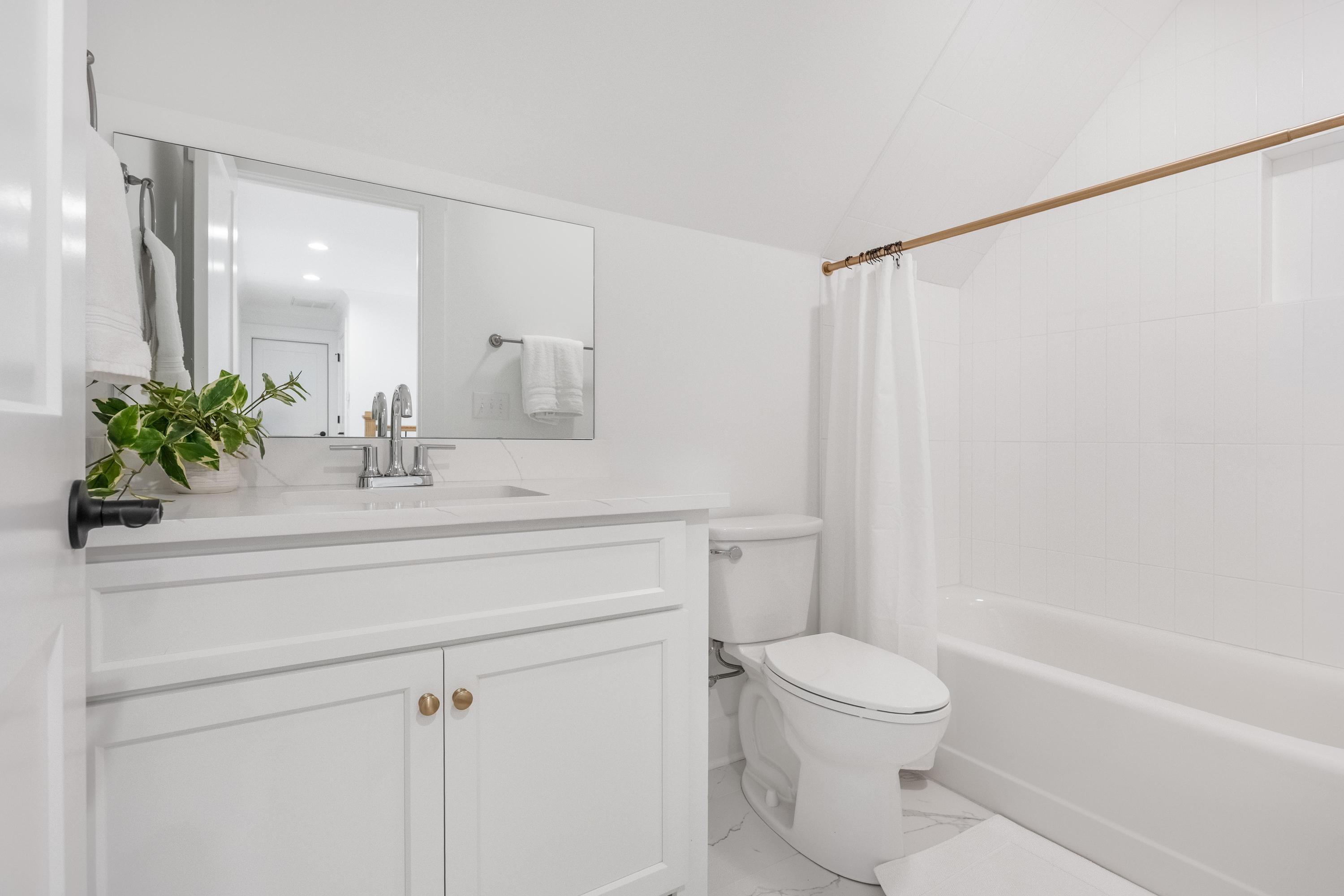 10651 Flicker Way, Unit 139 Apison, TN 37302 - Photo 53 of 77 3rd Full Bath Upstairs
