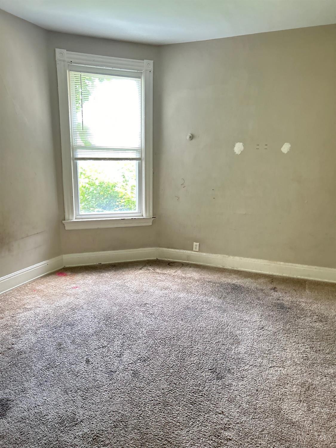 4902 Paddock Road Cincinnati, OH 45237 - Photo 6 of 25