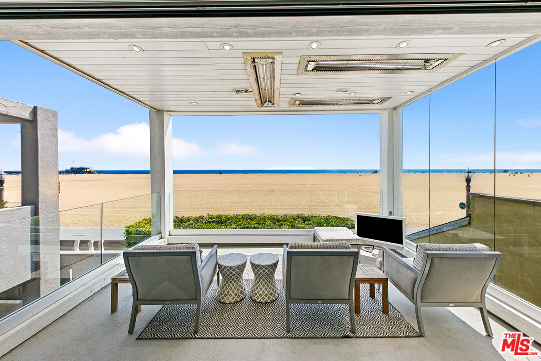1341 Palisades Beach Road Santa Monica, CA 90401 - Photo 18 of 68