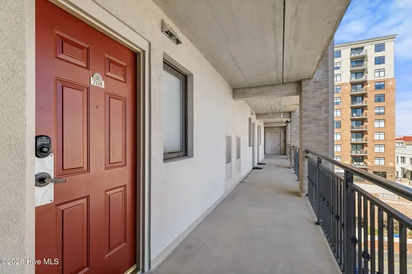 $399,000 | 106 North Water Street, Unit STE 708, Wilmington, NC 28401