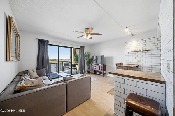 $399,000 | 106 North Water Street, Unit STE 708, Wilmington, NC 28401