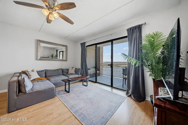 $399,000 | 106 North Water Street, Unit STE 708, Wilmington, NC 28401