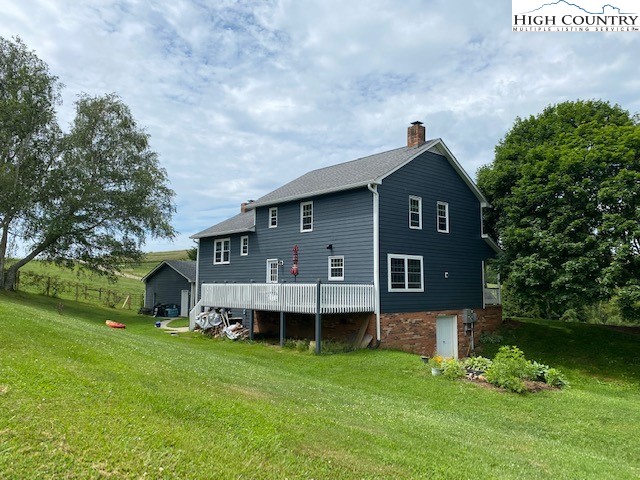 570 Edwards Road Ennice, NC 28623 - Photo 4 of 27