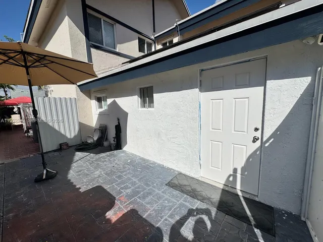 $1,350 | 10710 Southwest 141st Avenue, Unit 1, Miami, FL 33186