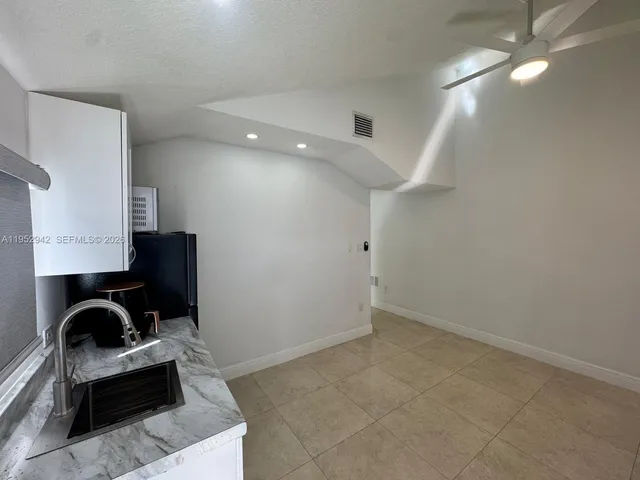 $1,350 | 10710 Southwest 141st Avenue, Unit 1, Miami, FL 33186