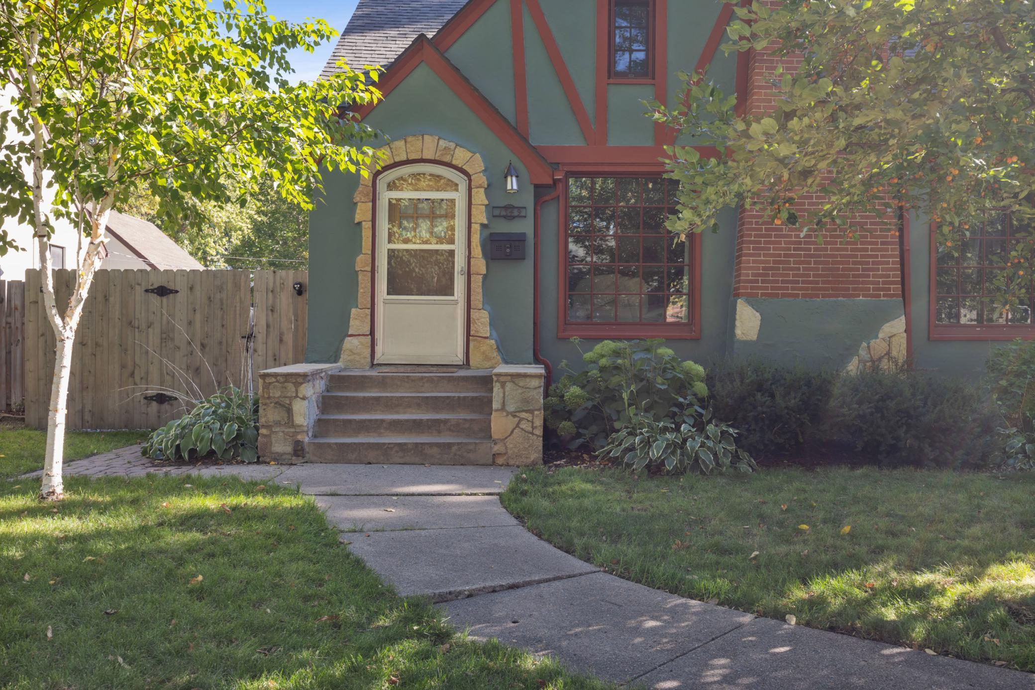 1349 4th Street North Fargo, ND 58102 - Photo 3 of 41