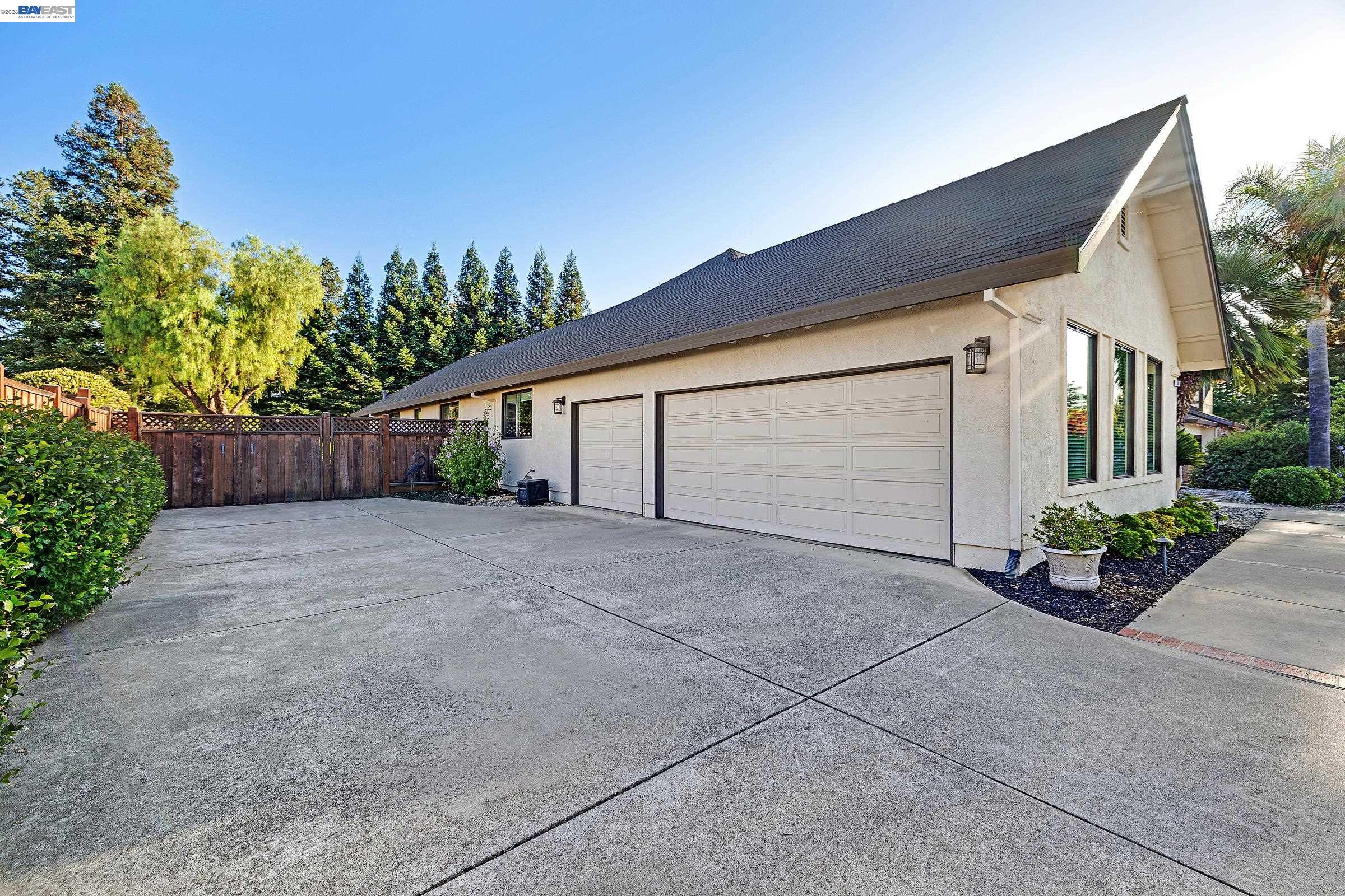 511 Rhea Way Livermore, CA 94550 - Photo 5 of 82 Gallery Image 5