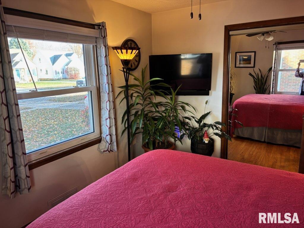 2425 South State Street Springfield, IL 62704 - Photo 11 of 39 Gallery Image 11