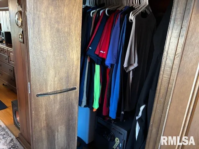 $174,900 | 2425 South State Street, Springfield, IL 62704