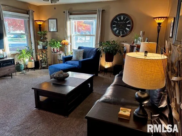 $174,900 | 2425 South State Street, Springfield, IL 62704