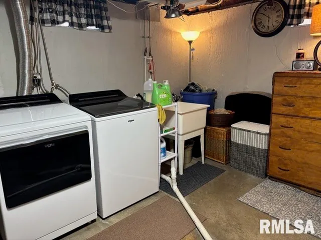 $174,900 | 2425 South State Street, Springfield, IL 62704