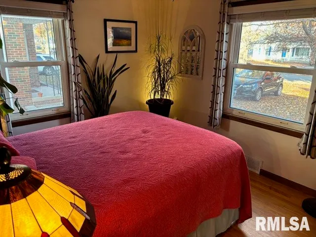 $174,900 | 2425 South State Street, Springfield, IL 62704