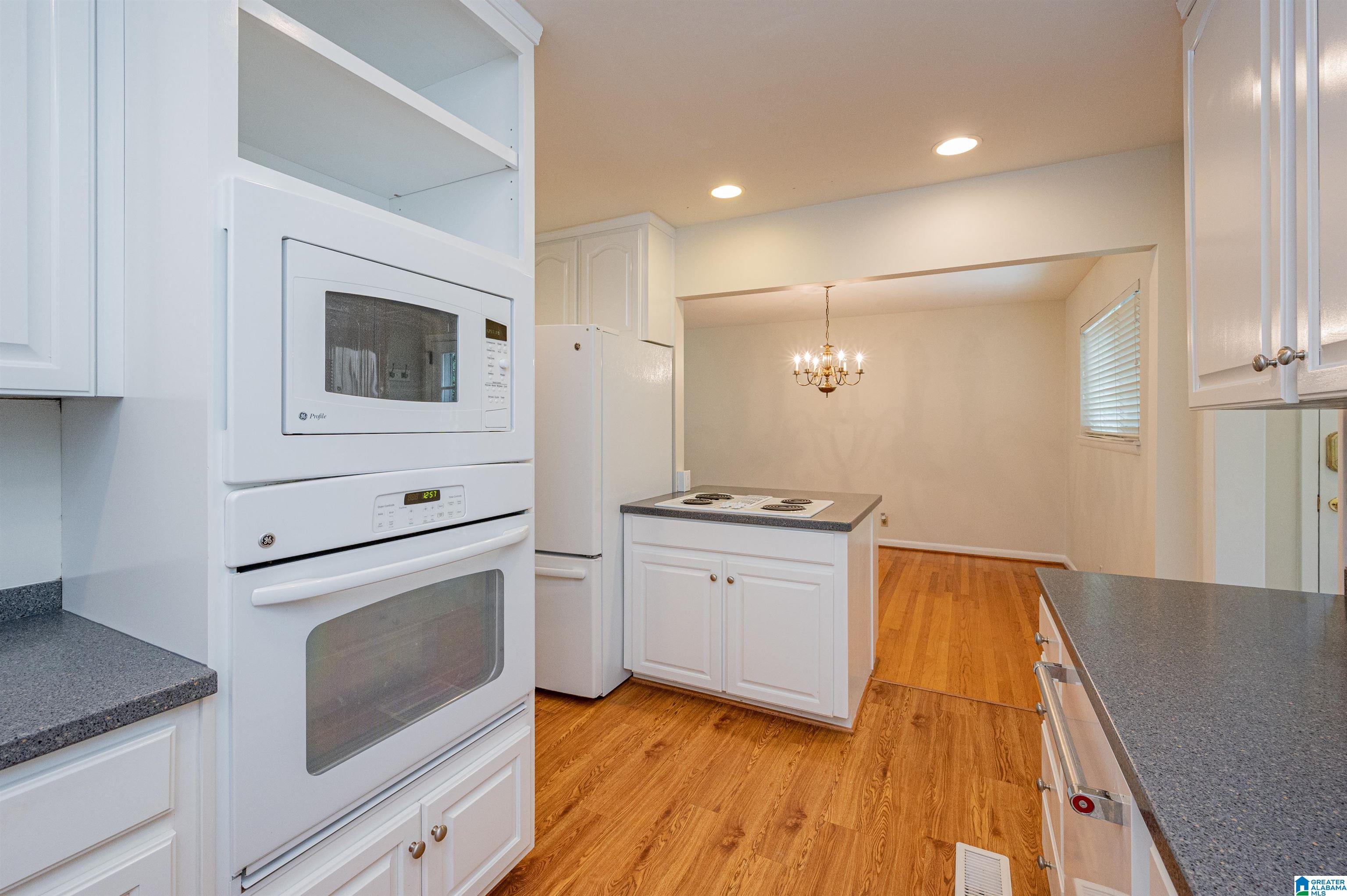 1545 Valley View Circle Birmingham, AL 35209 - Photo 16 of 46